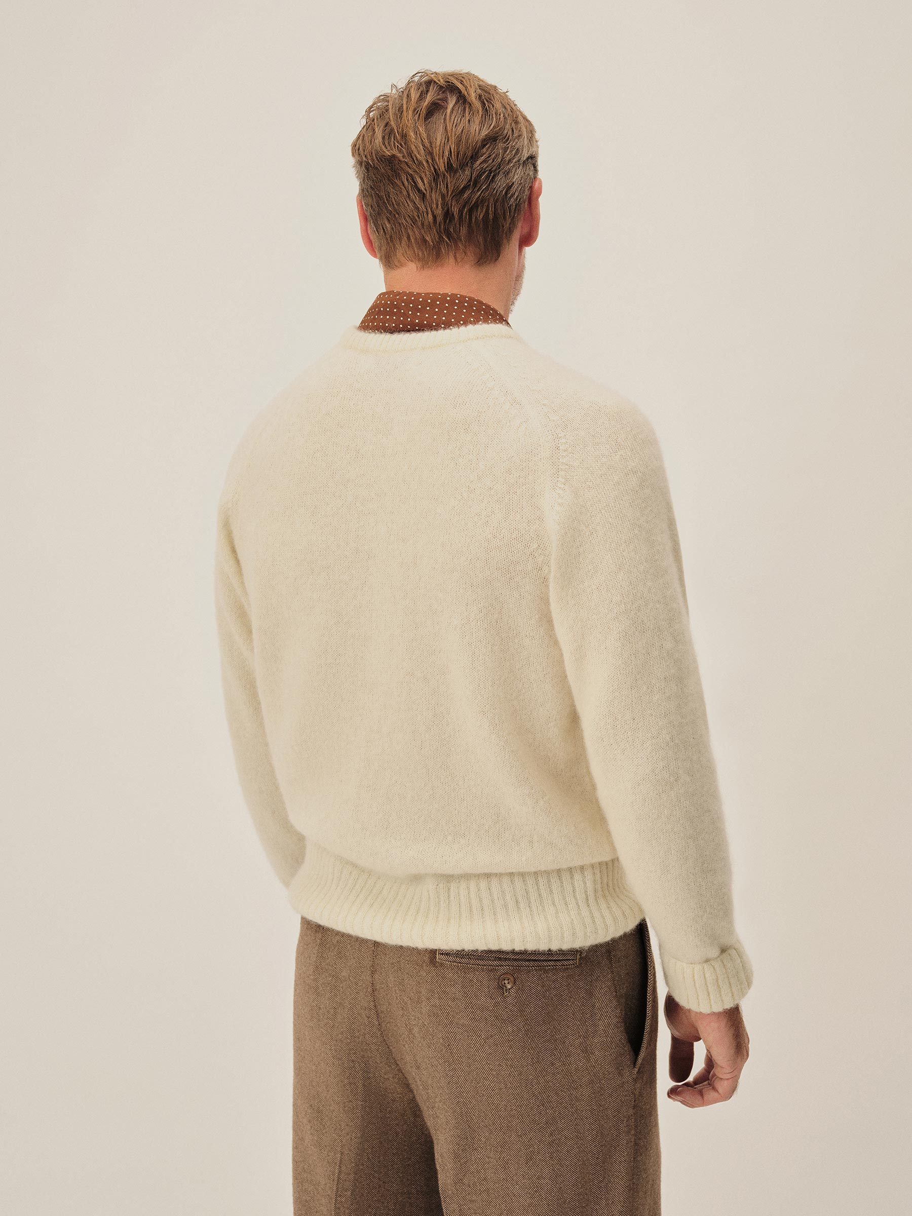 Natural Shaggy Alpaca Saddle Crew - Image 4